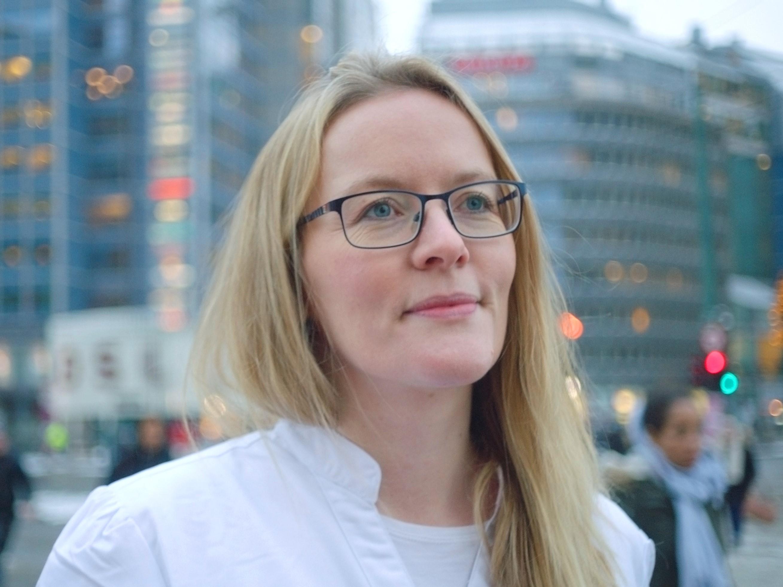 – Som leder er det viktig å motivere de ansatte til å involvere seg faglig, det er slik jeg kan beholde de beste, sier apoteker Mari Fruseth Solberg