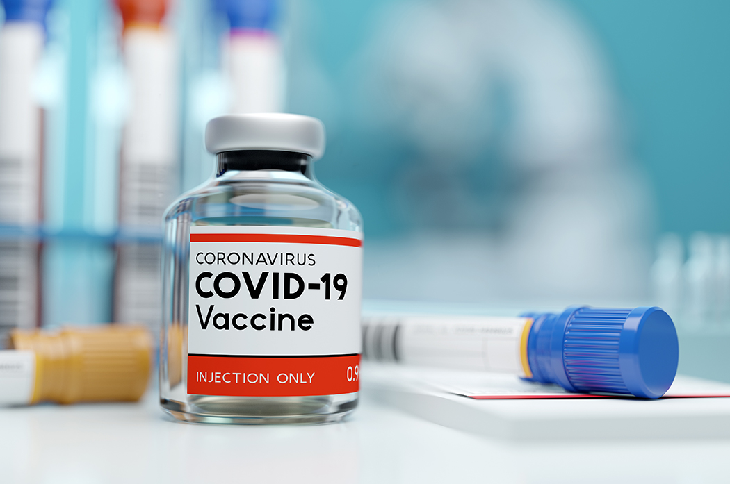 – Det er med ikke noe til hinder for at kommunene involverer apotek i å vaksinere mot covid-19, sier Hanne Andresen i Apotekforeningen.