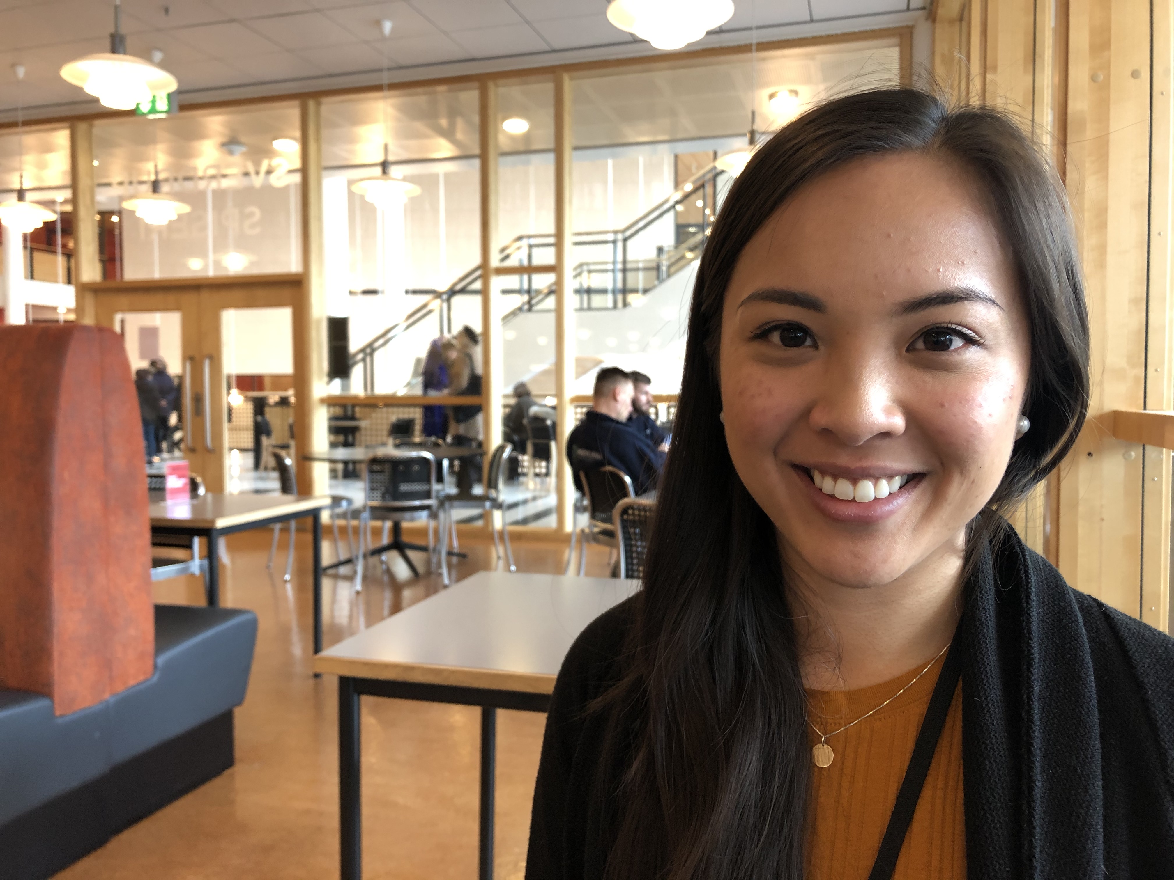På «Åpen dag» ved Universitetet i Oslo fortalte Maria Bich-Thuy Truong om appen «MinSafeStart», som skal hjelpe gravide med svangerskapskvalme.