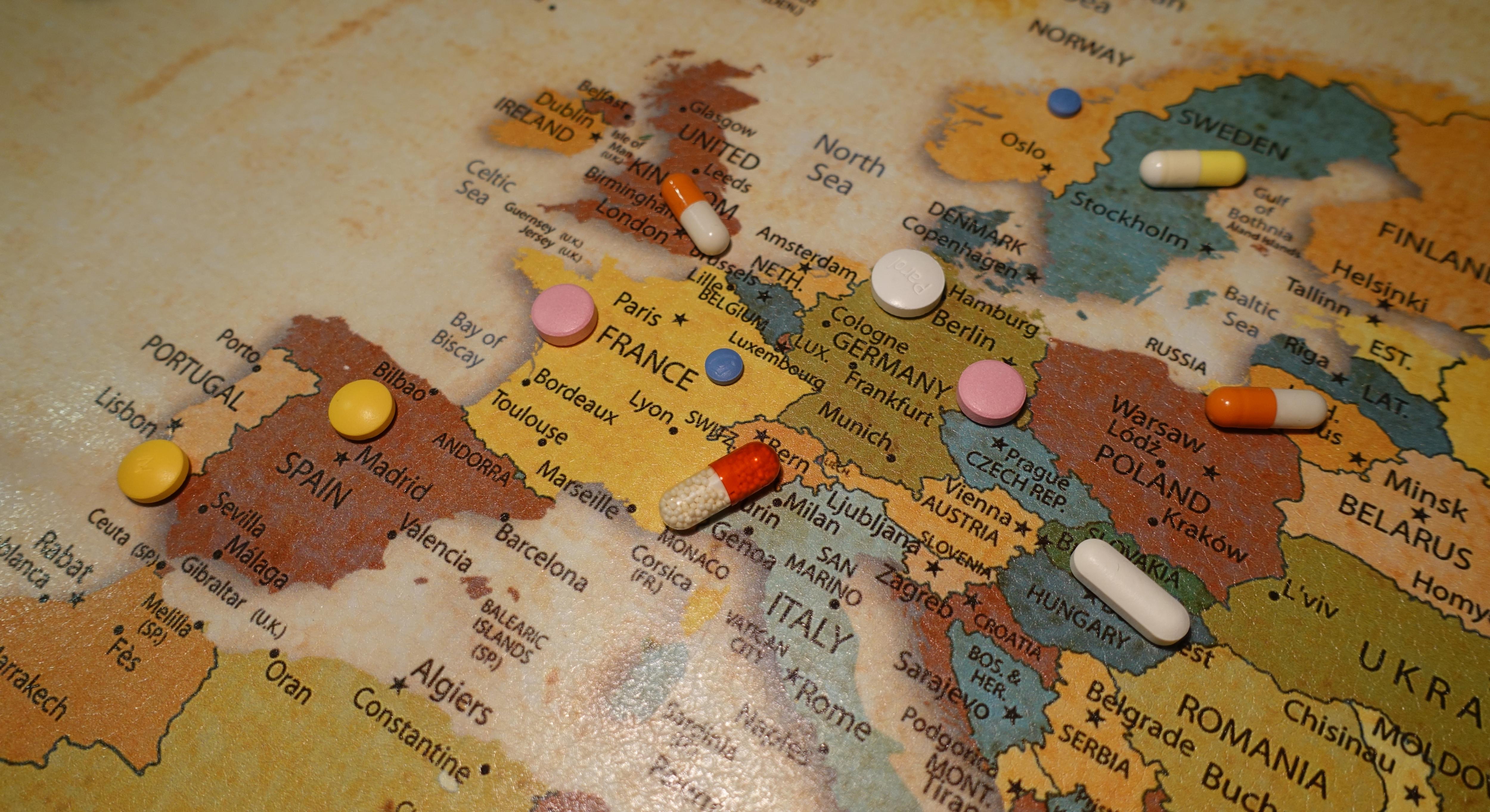 Bilde av europakart og piller
