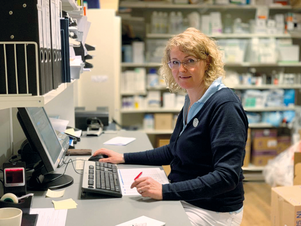 Å løfte frem apotekene som en viktig aktør i samfunnet og i helsetjenesten, blir en viktig oppgave, mener Hanne Andresen. Hun begynner i dag i stillingen som ny fagdirektør i Apotekforeningen.