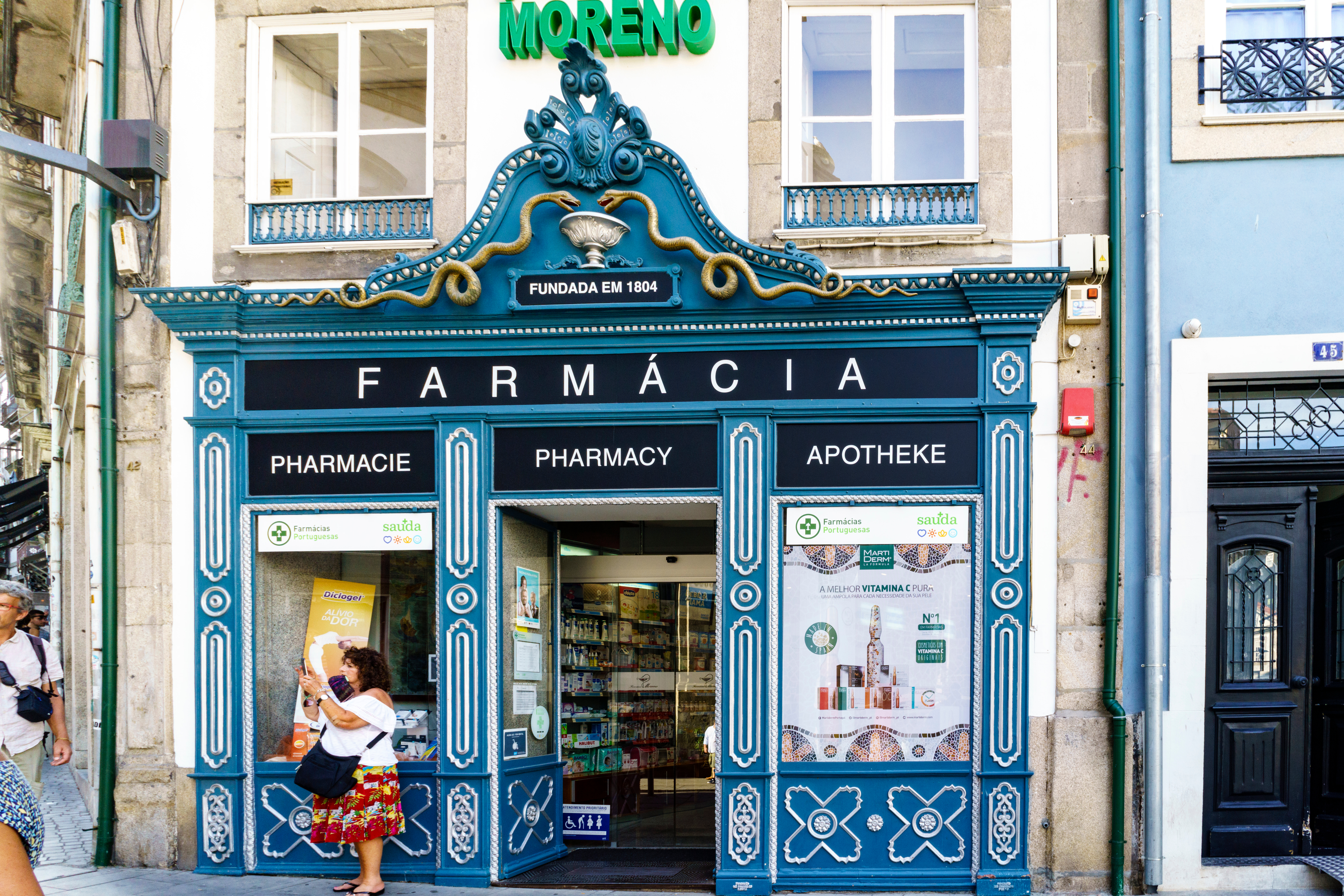 Portugisiske apotek har lang erfaring med å tilby influensavaksinering. Et nylig pilotprosjekt viste at vaksinasjonsgraden i befolkningen kan økes ved å fjerne reseptkrav og administrasjonskostnader. 
