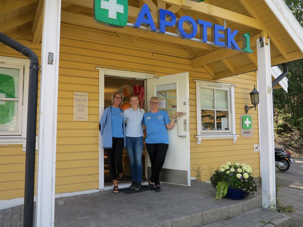 – Vi er heldige som har sommerturistene. Det er ikke til å legge skjul på at det ville blitt vanskelig uten dem, sier Søgaard. 